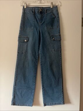DKNY Jeans wide leg with cargo pockets